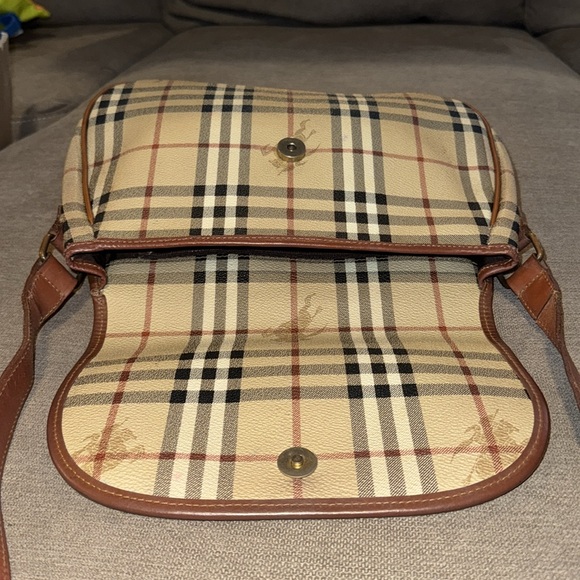 BURBERRY Crossbody Bag - Picture 12 of 12